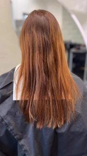 Mal etwas Farbe. 🩷 #daslockenstübchen #rosa #happy #revlon #haareschön